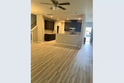 6518 Wenlock Drive, Houston, TX 77048 - Photo 3