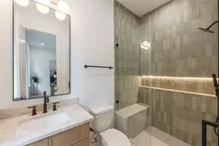 2013 Sheldon St, Houston, TX 77008 - Photo 11