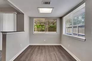 2030 Lone Rock Dr, Houston, TX 77339 - Photo 15