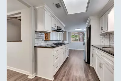 2030 Lone Rock Drive, Houston, TX 77339 - Photo 13