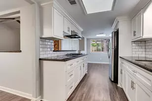 2030 Lone Rock Dr, Houston, TX 77339 - Photo 13
