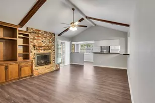 2030 Lone Rock Dr, Houston, TX 77339 - Photo 19