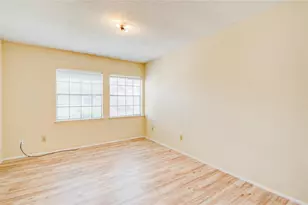 6103 Ludington Dr, Houston, TX 77035 - Photo 9