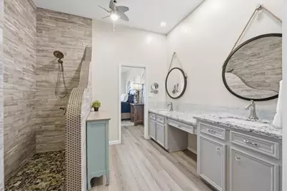 2 Regency Point, Montgomery, TX 77356 - Photo 5