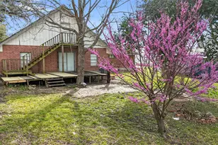 110 S 9th St, Highlands, TX 77562 - Photo 19