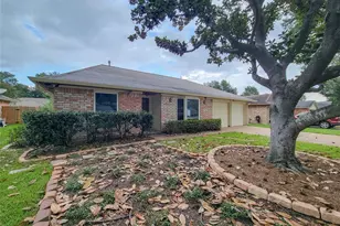 9422 Thistle Trail Dr, Houston, TX 77070 - Photo 3