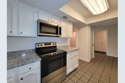 9422 Thistle Trail Drive, Houston, TX 77070 - Photo 11