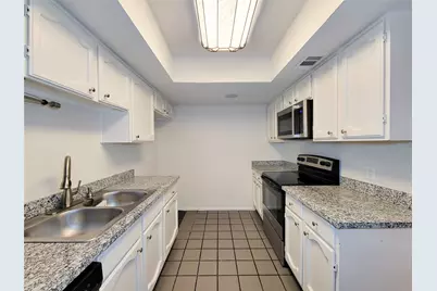 9422 Thistle Trail Drive, Houston, TX 77070 - Photo 7