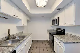 9422 Thistle Trail Dr, Houston, TX 77070 - Photo 7