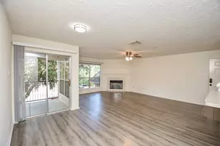8051 Bay Branch Dr, The Woodlands, TX 77382 - Photo 23