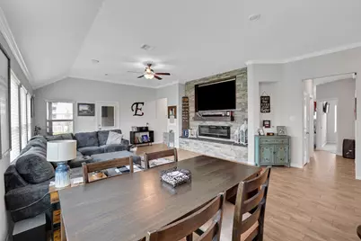 9211 Justin Way, Mont Belvieu, TX 77523 - Photo 11
