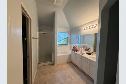 2103 Kingfisher Court, League City, TX 77573 - Photo 5