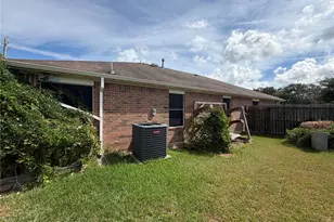 2103 Kingfisher Ct, League City, TX 77573 - Photo 11