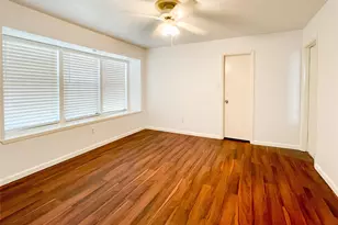 9506 Riverside Lodge Dr, Houston, TX 77083 - Photo 5