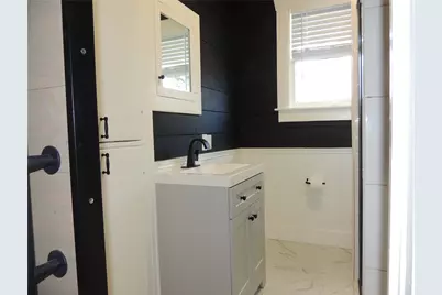 3701 Bradley Street, Houston, TX 77009 - Photo 17