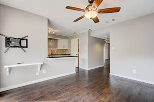 6444 Burgoyne Rd, Houston, TX 77057 - Photo 5