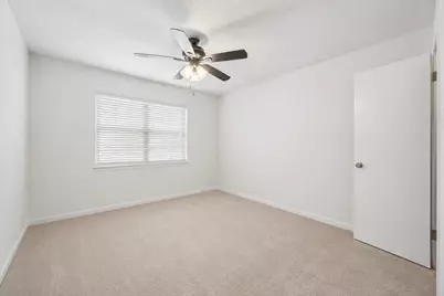 5718 Pine Arbor Drive, Houston, TX 77066 - Photo 31