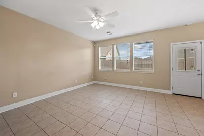 8714 Thistlemoor Lane, Houston, TX 77044 - Photo 7