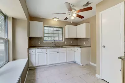 10020 Lasaber Court, Houston, TX 77038 - Photo 5
