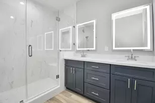 5941 Southlea St, Houston, TX 77033 - Photo 23