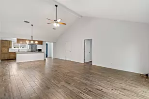 12015 Pompton Dr, Houston, TX 77089 - Photo 3