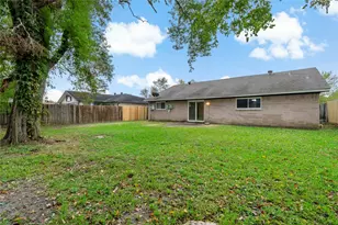 12015 Pompton Dr, Houston, TX 77089 - Photo 19