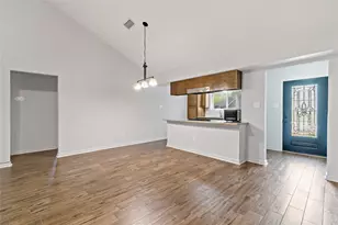 12015 Pompton Dr, Houston, TX 77089 - Photo 5