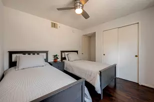 8051 Bay Branch Dr, The Woodlands, TX 77382 - Photo 9