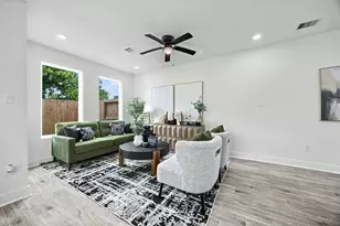 8449 Furray Rd, Houston, TX 77028 - Photo 9