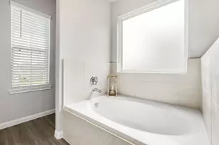 2815 Jacqueline Ln, Conroe, TX 77304 - Photo 17