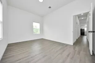 318 Tennessee St, Houston, TX 77029 - Photo 27