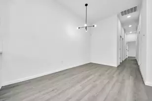 318 Tennessee St, Houston, TX 77029 - Photo 15