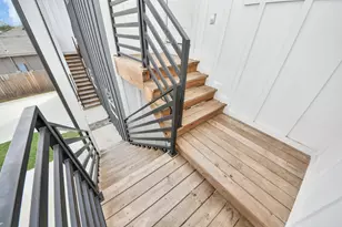 318 Tennessee St, Houston, TX 77029 - Photo 7