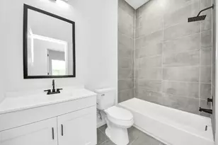 318 Tennessee St, Houston, TX 77029 - Photo 21