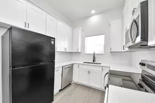 318 Tennessee St, Houston, TX 77029 - Photo 9