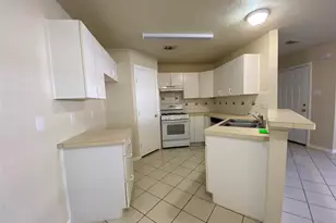 311 Willowick St, Tomball, TX 77375 - Photo 7