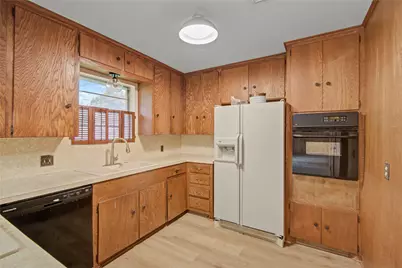 119 Poppy Street, Lake Jackson, TX 77566 - Photo 19