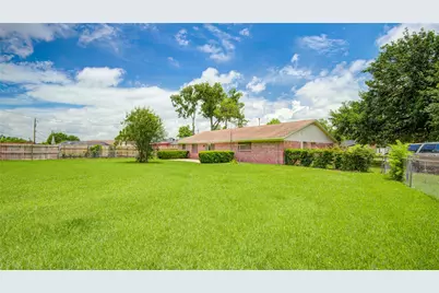 119 Poppy Street, Lake Jackson, TX 77566 - Photo 31