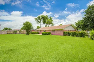 119 Poppy St, Lake Jackson, TX 77566 - Photo 31