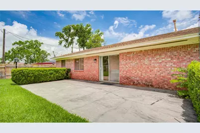119 Poppy Street, Lake Jackson, TX 77566 - Photo 33