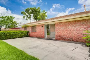 119 Poppy St, Lake Jackson, TX 77566 - Photo 33