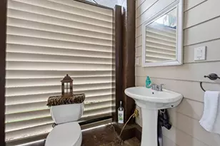 26 Half Moon, Hitchcock, TX 77563 - Photo 47