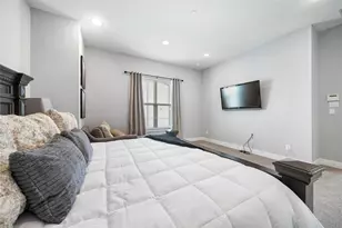 8411 Hempstead Rd, Houston, TX 77008 - Photo 27