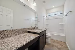 8604 Hollyoaks Creek Ln, Houston, TX 77063 - Photo 25