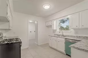169 W Sunset Dr, Trinity, TX 75862 - Photo 11