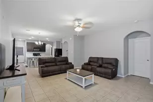 9938 Yanet Grove Ln, Houston, TX 77044 - Photo 3