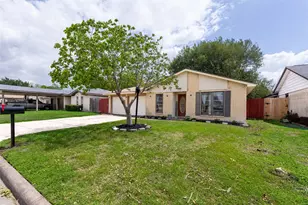 12127 Glen Hollow Dr, Houston, TX 77048 - Photo 3