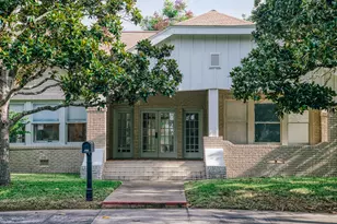 511 Crockett St, Brenham, TX 77833 - Photo 3