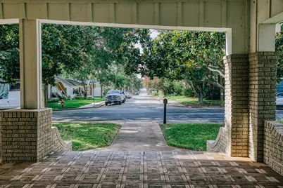 511 Crockett Street, Brenham, TX 77833 - Photo 9