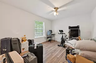 211 Aberdeen St, Stafford, TX 77477 - Photo 21